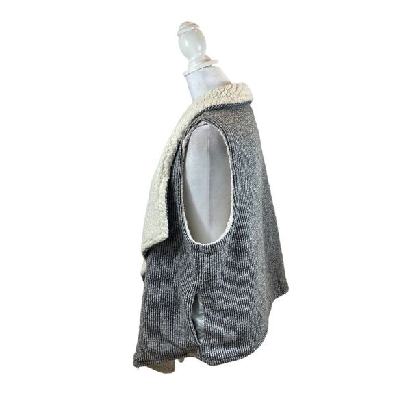 Ladies Mod-o-Doc brand Waterfall Collar Open Front Sherpa Lined Vest Size XL - Picture 6 of 11